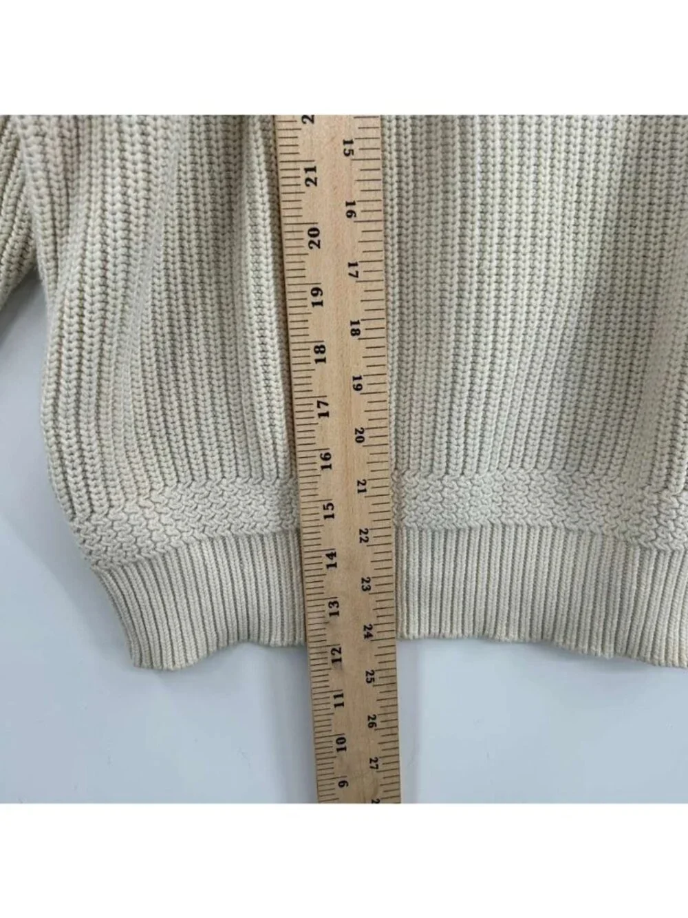 Eddie Bauer Sweater Men's Medium Beige Button Henley Knit Pullover Long Sleeve